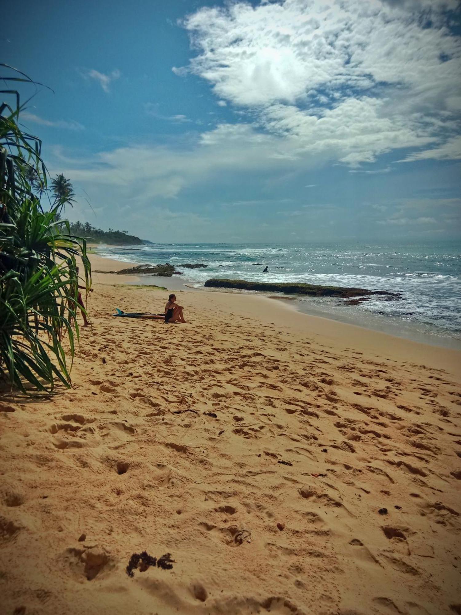 Sandaru Surffing Inn Weligama Exterior photo